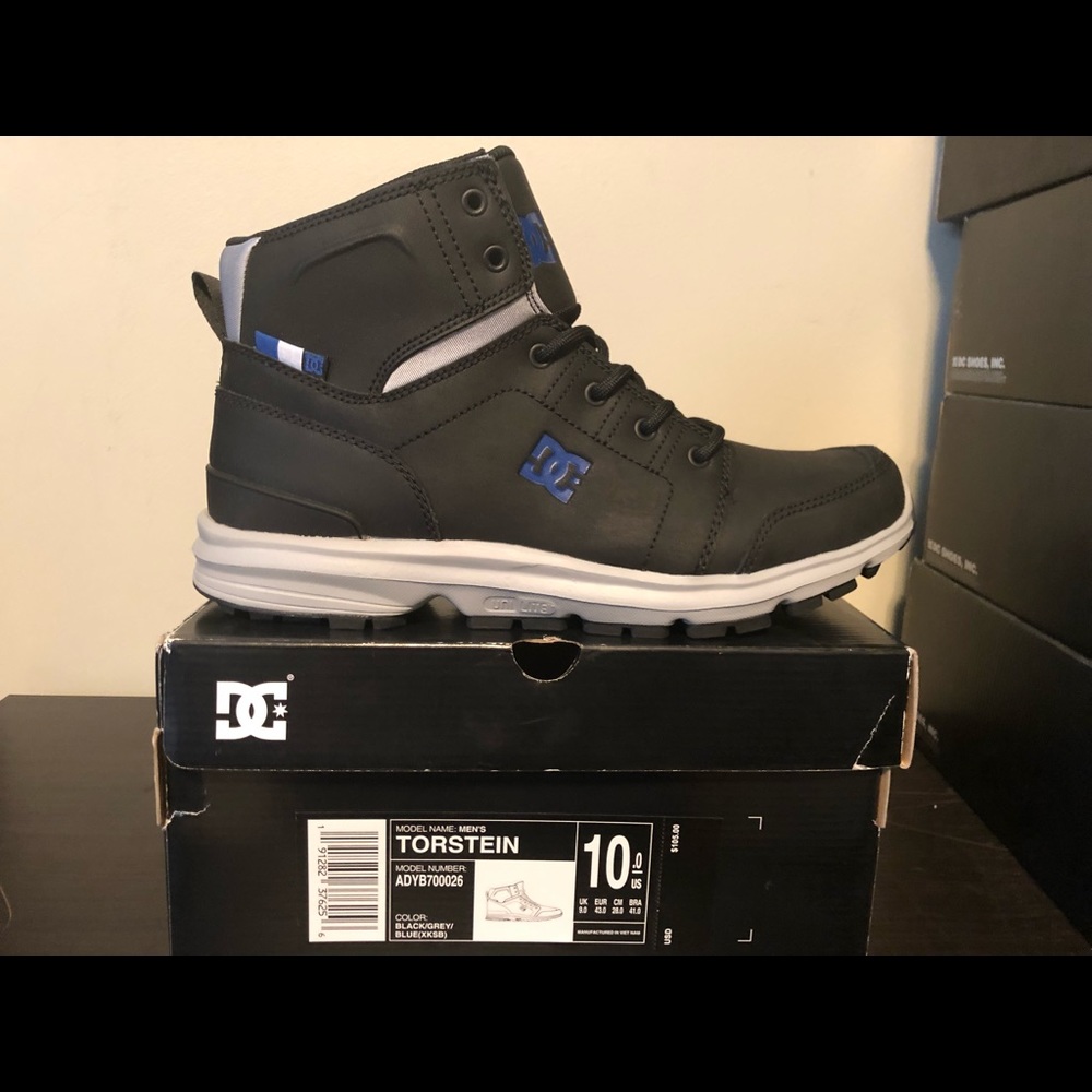DC Torstein mens size 10 new in box